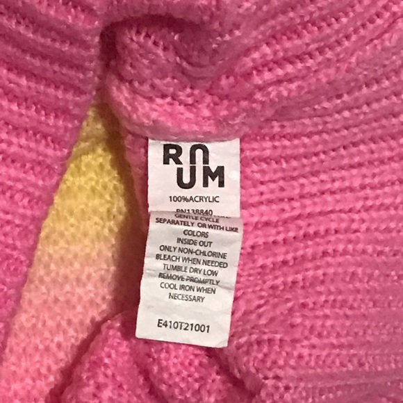 Ruum Cableknit Sweater Rainbow ombré 🌈 🦄 - Picture 3 of 4